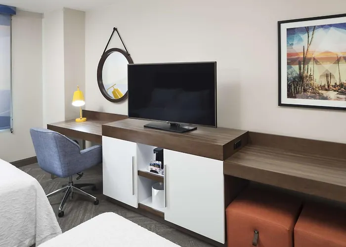Hampton & Downtown 3* Phoenix