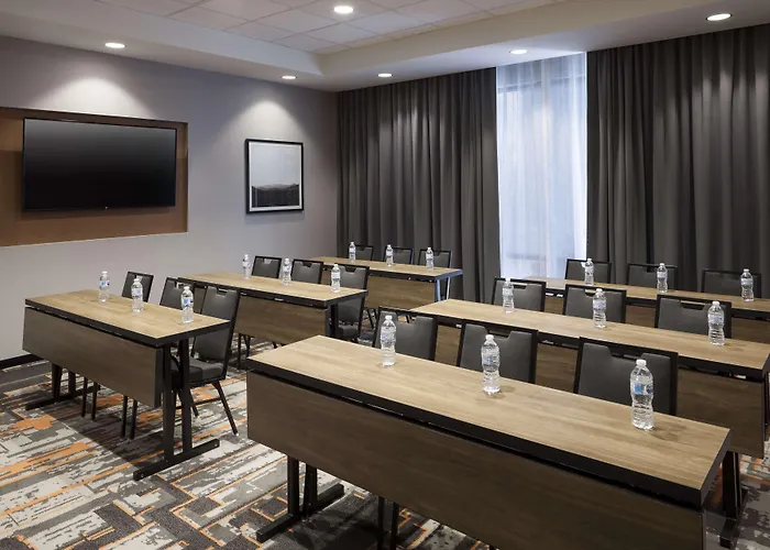 Hampton & Downtown 3* Phoenix