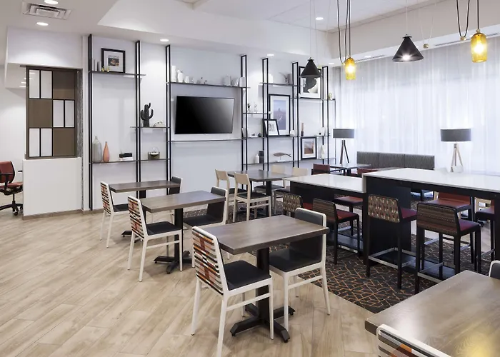 Hampton & Downtown 3* Phoenix